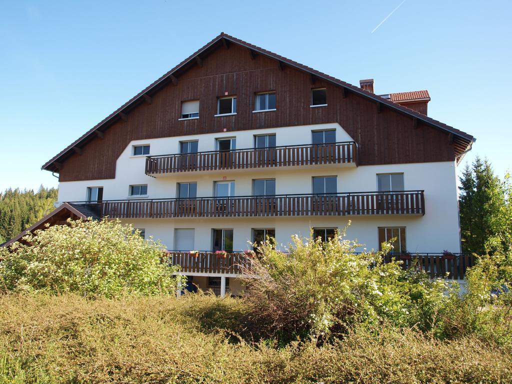 Longevilles-Mont-dʼOr La Roche Du Tresor Village Vacances المظهر الخارجي الصورة